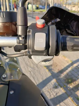 BMW R1200 GS Adventure 2011 con  50.000 km.