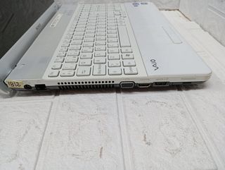 Portatil Sony Vaio VPCEB3J1E (1812)