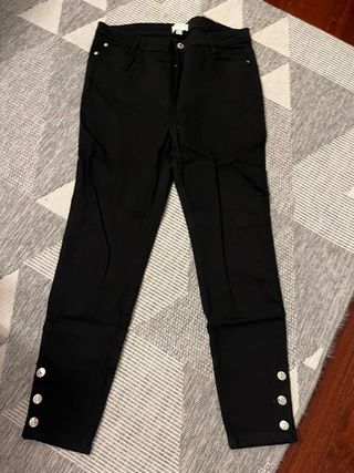 Pantalones negros mujer con botones