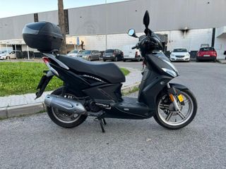 KYMCO Agility City 125 Negra