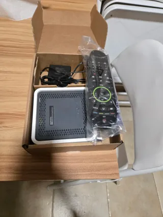 Desco UHD 4K Movistar con mando