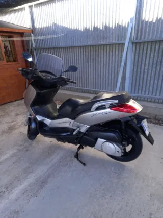 YAMAHA X MAX 250  YAneti Marelli