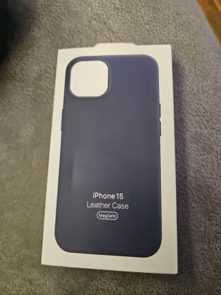 Funda iPhone 15 Piel MagSafe Azul