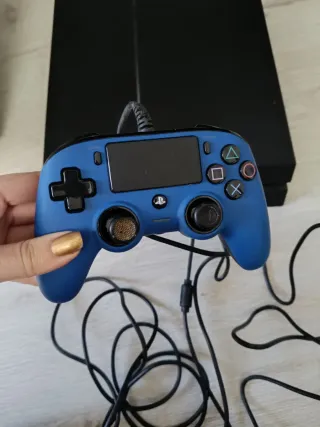 Consola PS4 sólo juegos digitales
