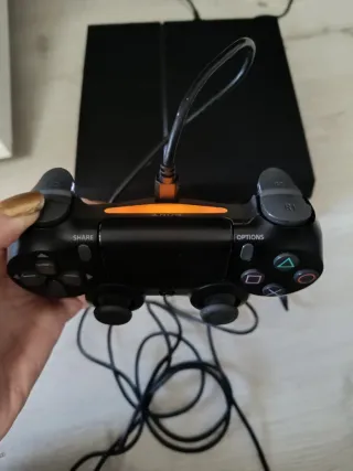 Consola PS4 sólo juegos digitales