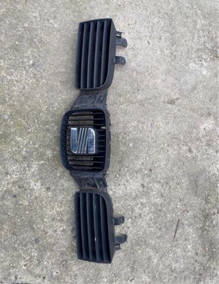 Rejilla Paragolpes Seat leon Mk1