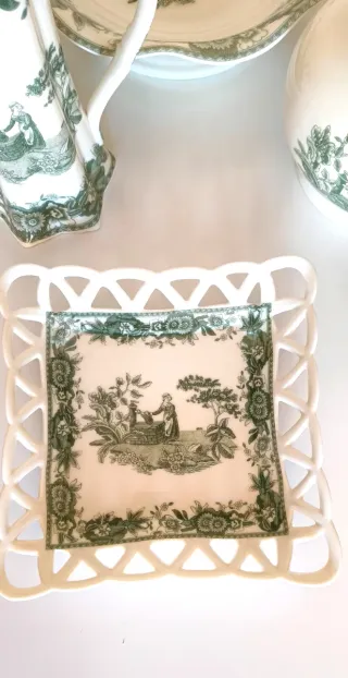 Juego Porcelana Vintage Verde y Blanco