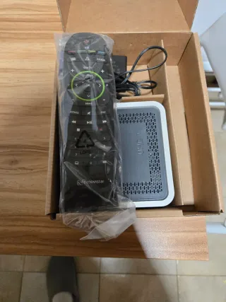 Desco UHD 4K Movistar con mando