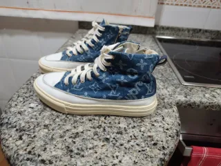 Botines Louis Vuitton Azules y Blancos
