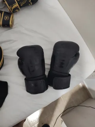 Guantes Venum Boxeo 12 oz Negros