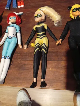 Muñecos Ladybug y Gato Noir