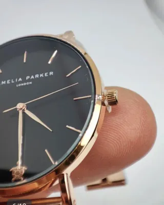Reloj Amelia Parker Negro y Dorado Mujer