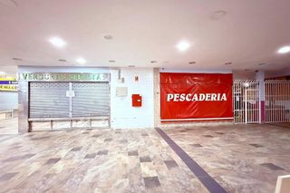 Local comercial en venta en Fuentebella-San Felix-El Leguario en Parla