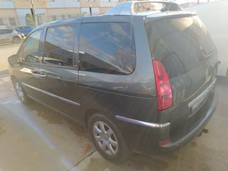 Peugeot 807 2.0 HDI Active 100 kW (136 CV)