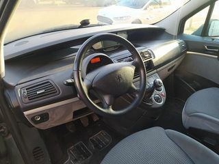 Peugeot 807 2.0 HDI Active 100 kW (136 CV)