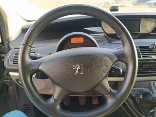 Peugeot 807 2.0 HDI Active 100 kW (136 CV)