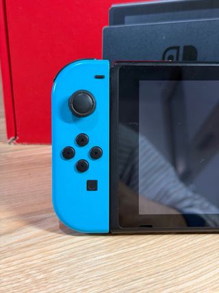 Nintendo Switch V2 (Batería Mejorada) Completa