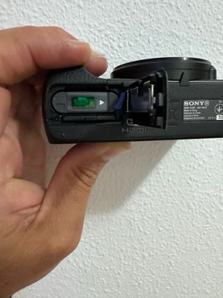 Cámara Sony Cyber-shot Negra