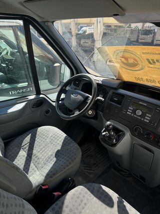 Ford Transit 2012