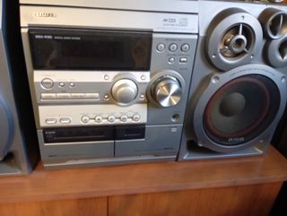 Mini Cadena Aiwa NSX-R30 + Altavoces