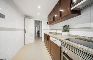 Piso en alquiler en Nueva Andalucía centro en Marbella