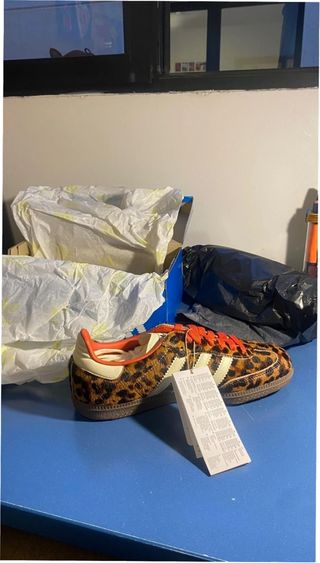 Adidas Samba OG Leopardo Rojo Talla 40