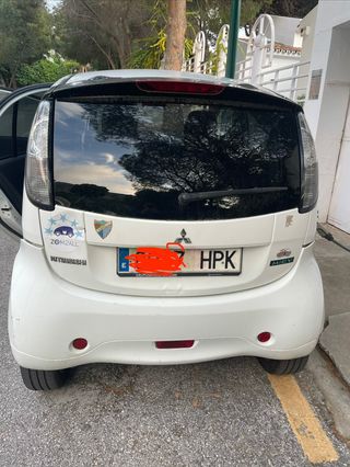 Mitsubishi i-MiEV 2013