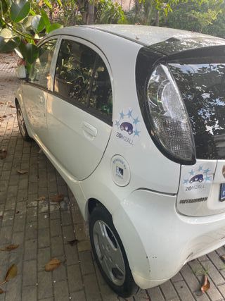 Mitsubishi i-MiEV 2013