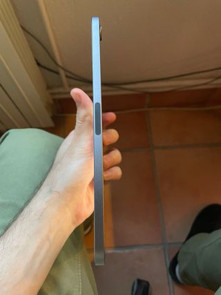 iPad Mini 6 + Funda Negra