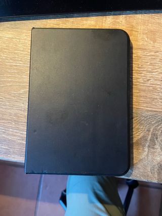 iPad Mini 6 + Funda Negra