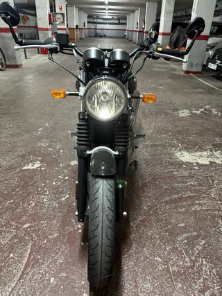 Royal Enfield Interceptor 650,(2022) 15mil km,