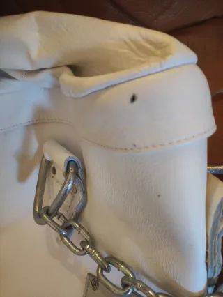 Guantes Boxeo UNIQ 14oz y Saco Boxeo UNIQ L