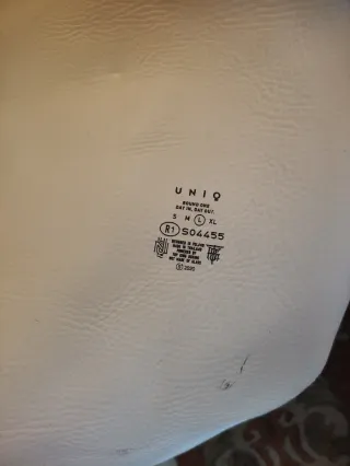 Guantes Boxeo UNIQ 14oz y Saco Boxeo UNIQ L