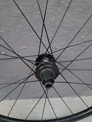Llanta Trasera Shimano MT500