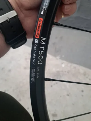 Llanta Trasera Shimano MT500