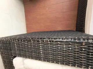 Sofá exterior ratán gris y blanco