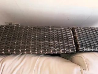 Sofá exterior ratán gris y blanco