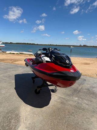 Sea-Doo RXP 325 Jet Ski