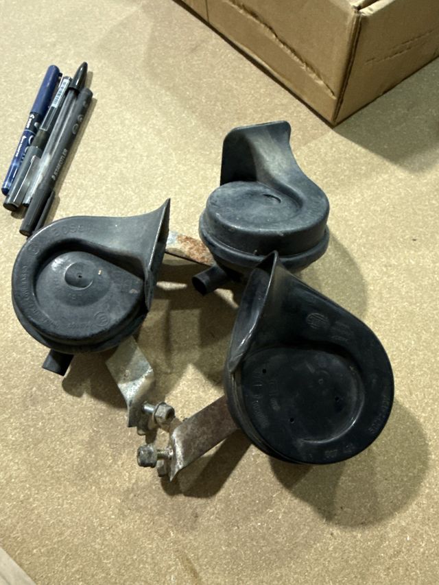 Claxon Bocina BMW E46 PRECIO POR UNIDAD