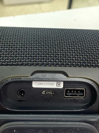 Altavoz JBL Charge3 NEGRO