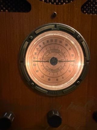 Radio antigua madera Bandini