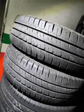 215 70 15C 109/107S Michelin