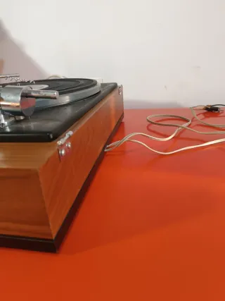 Tocadiscos Lenco L-75