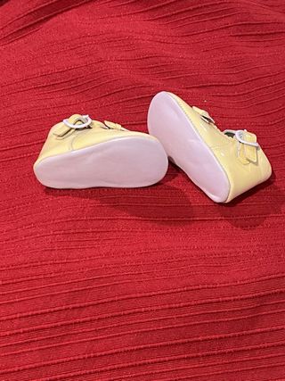 ZAPATOS MERCEDITAS DE PEDESTAL DE PIEL