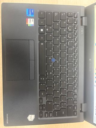 Toshiba Dynabook Portátil 13” i7 16gb/512gb