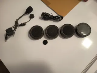Micrófono y altavoces para casco moto