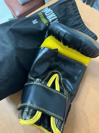 Guantes de boxeo Brooklyn + vendas, funda original