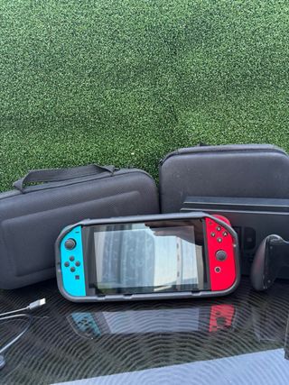 ¡COMO NUEVA! Nintendo Switch + Accesorios