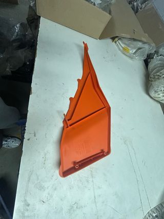 Tapa filtro aire KTM