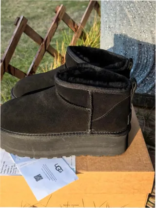 Botas UGG Mini Plataforma Talla 37